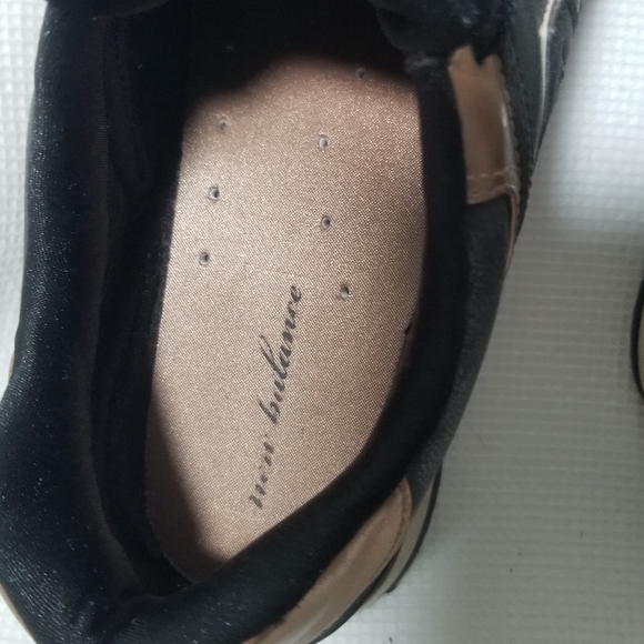 New Balance Women's Black and Bronze Sneakers - Picture 3 of 9